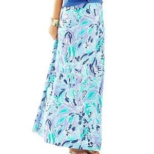 ISO LILLY PULITZER NOLA SKIRT!
